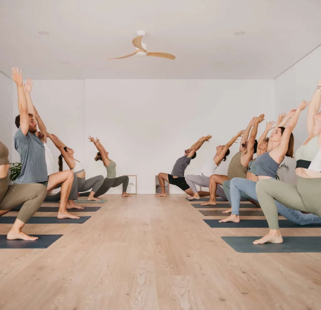 yoga en Cádiz con yogatrek